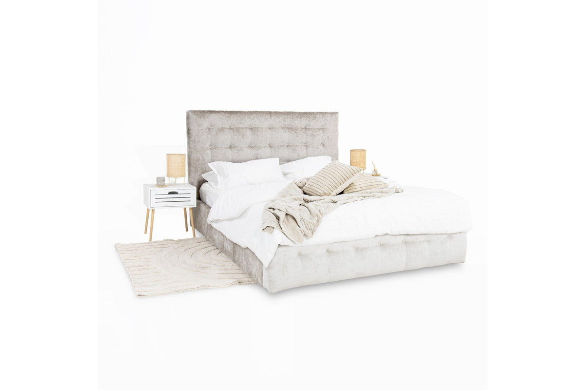 Pat Tapițat AMOS – Design Masiv