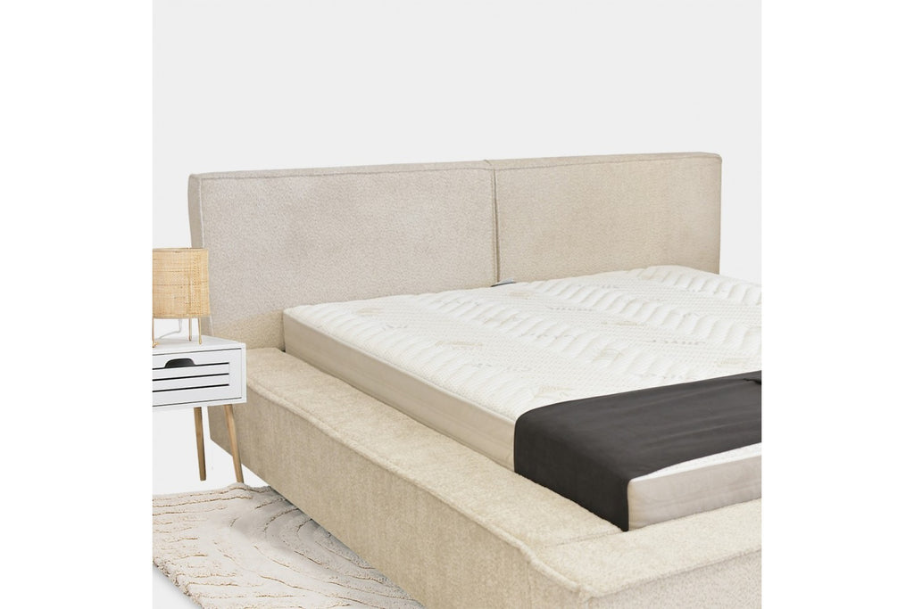 Pat Tapitat TUDOR – Design Minimalist Modern