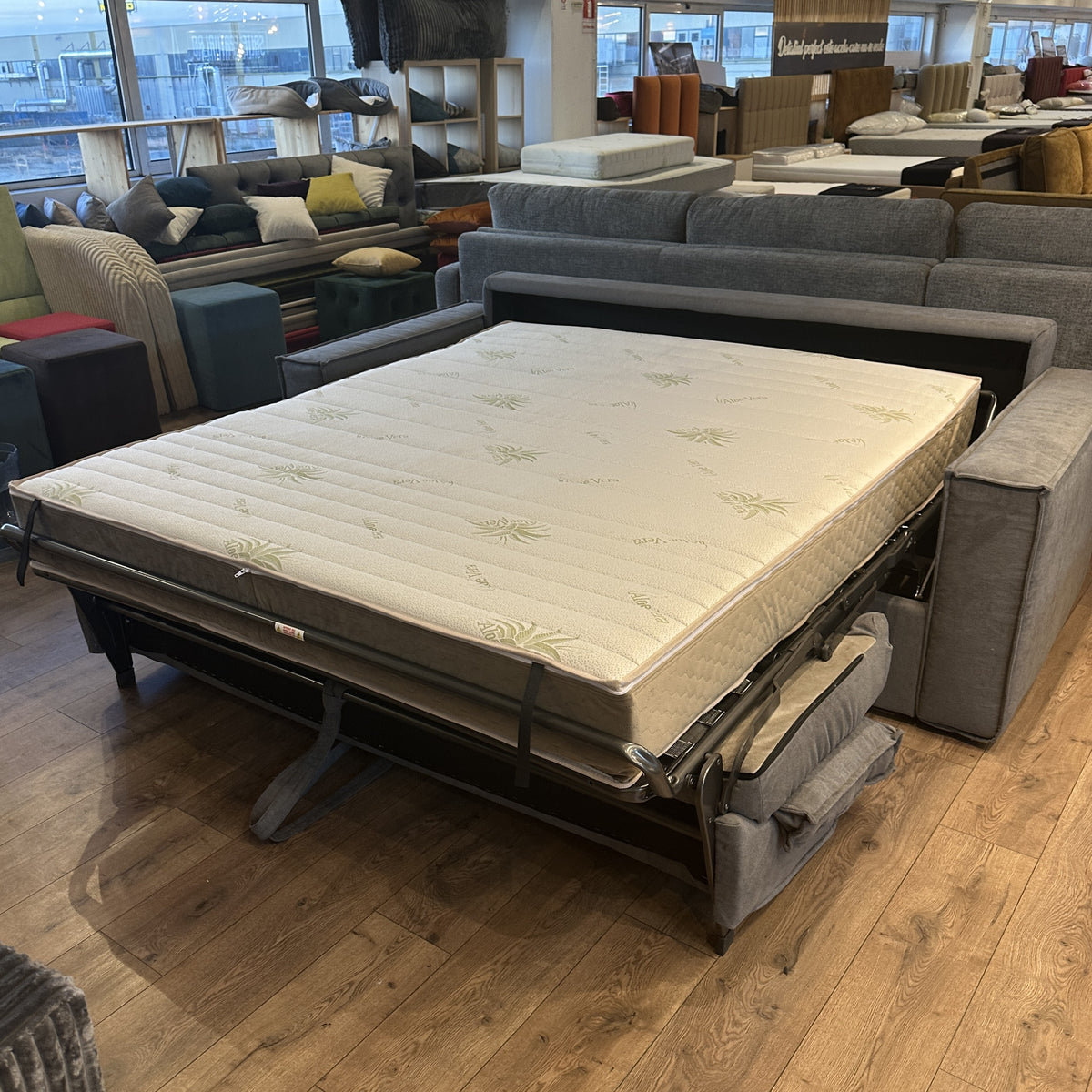 Canapea extensibilă TERTZA C3, cu saltea 140x190x20 cm