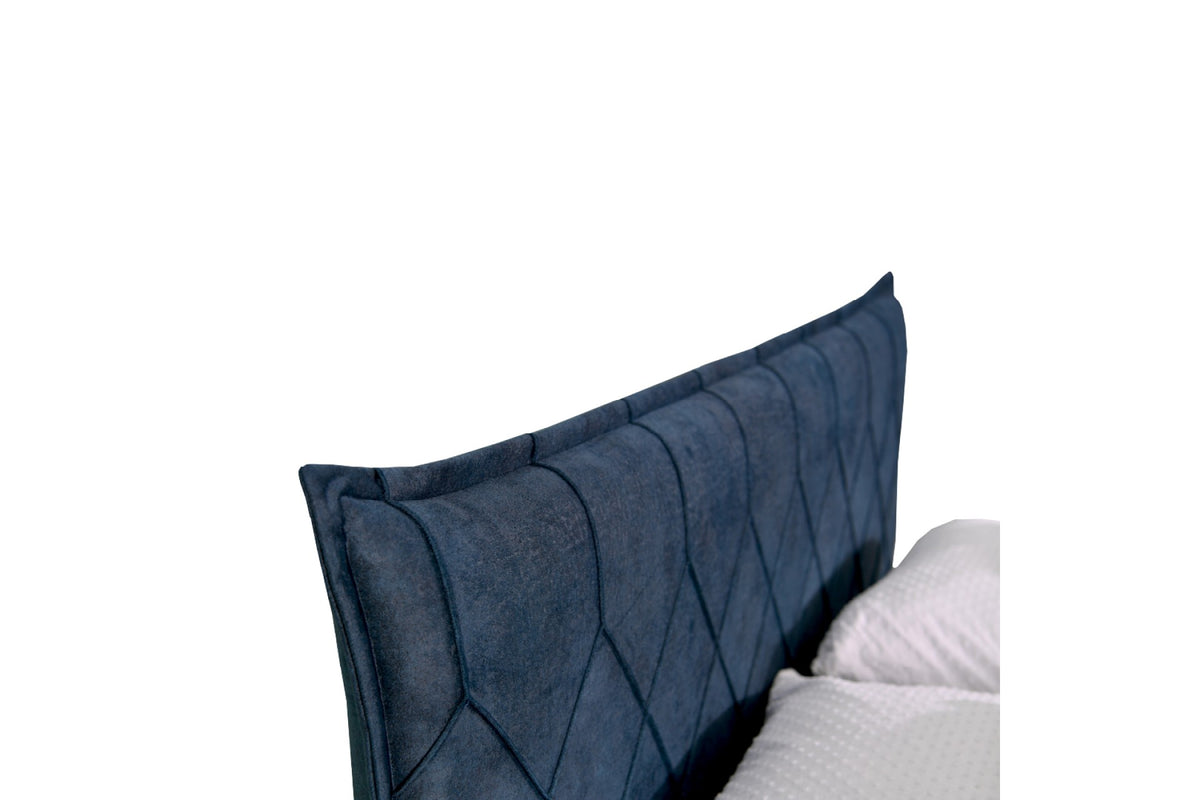 Pat Tapitat PARIS – Design Arhitectural Modern